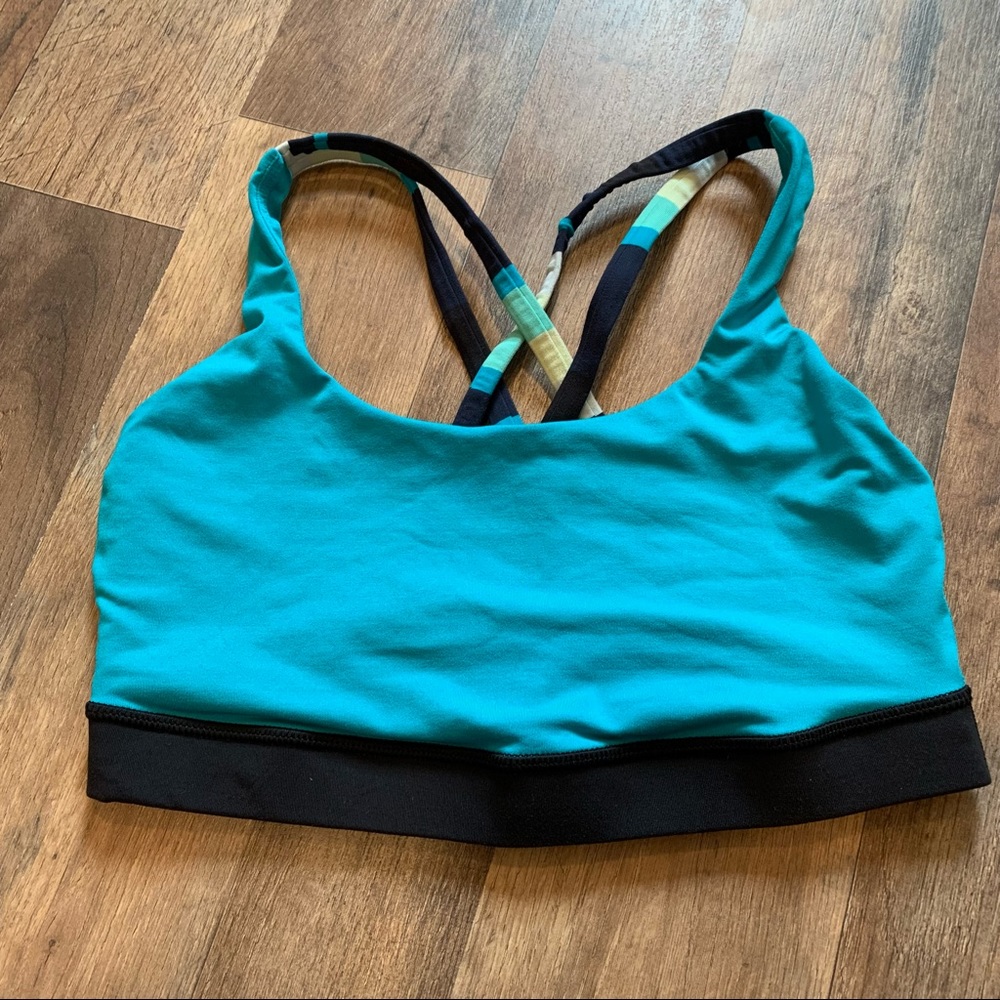 Lululemon “Energy” strappy back sports bra